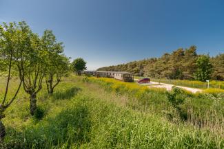 Castaway holiday homes in sunny meadow