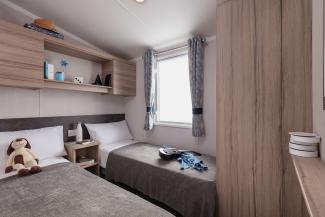 Eden Holiday Homes - twin bedroom