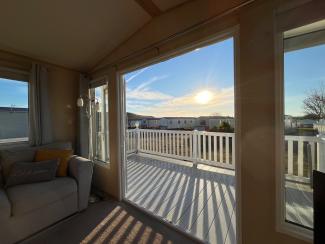 The Sunningdale - outlook doors and spacious sundeck