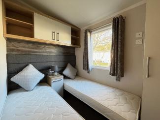 The Margaux - twin bedroom